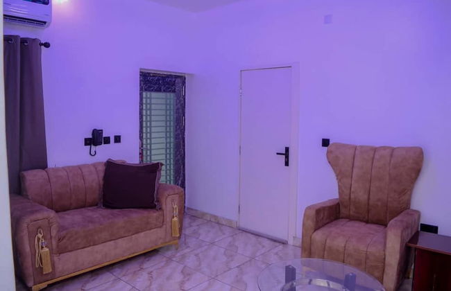 Bamgbose Apartments - Sleeps 2 - Parking - Balcony - Foto 5