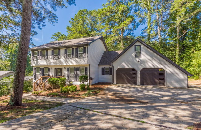 Beautiful Large Newly Renovated 5 Bedroom House - Foto 59