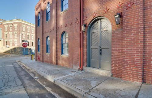 Walkable Townhome in the Heart of Central City! - Foto 23