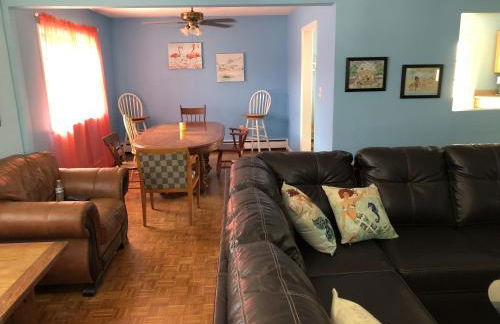 Beach Front on the Bay in our Rustic, Pet Friendly Cottage home - Photo 21