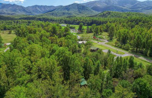 Sweet - 2 Bedrooms, 2 Baths, Sleeps 6 Cabin by RedAwning - Foto 47