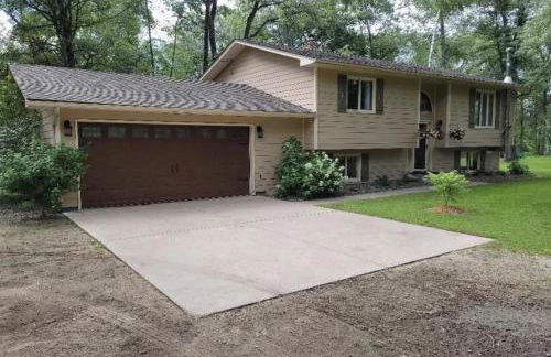 Large Home with lake views and space to entertain friends - Foto 3