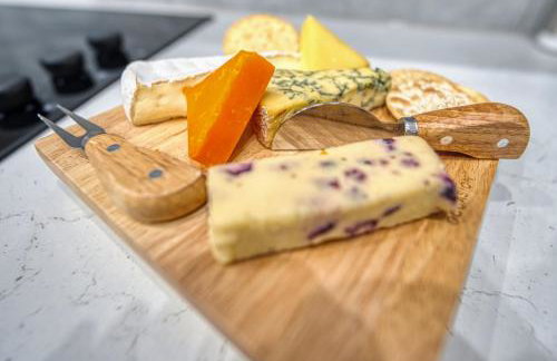 Stylish House - B'ham Airport and NEC, JLR Solihull, Business & Leisure Stays - Aspen House - Photo 30