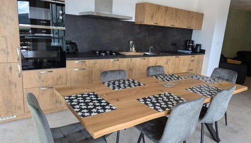 Gîte Montagne avec Piscine Chauffée, Spa et Sauna - Les Roches - FR-1-589-656 - Foto 2