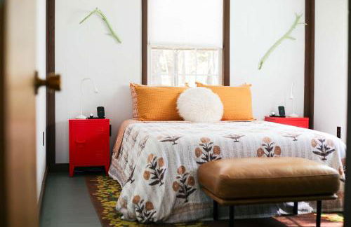 Cozy & Curated w Fire Pit Fireplace & Fast WiFi - Foto 14