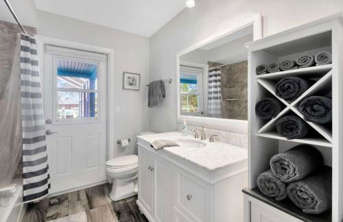 Waterfront Pool House with Heated Pool - Foto 20