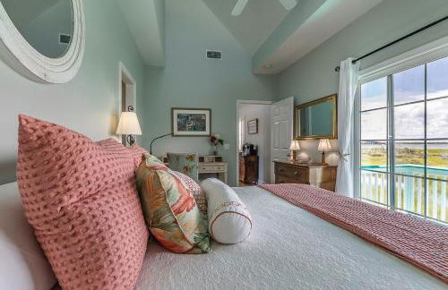 Seaside Bungalow With Million Dollar Views - Foto 25