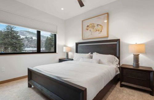 Riverfront Lodge 102 by East West Hospitality - Foto 10