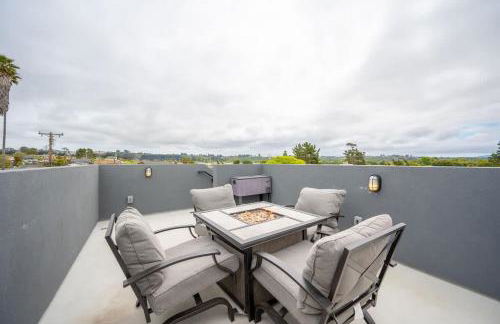 Game Room! Rooftop Deck! Sleeps 11 - Photo 14