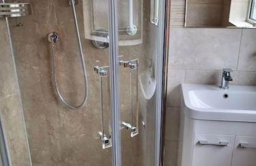 The Barbers - Photo 21