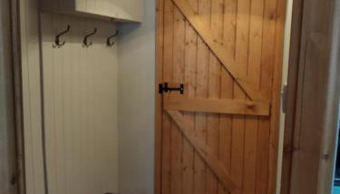 self contained flat in Llanfyllin Powys - Foto 4, wardrobe