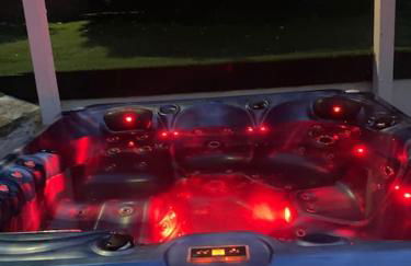 3 Bedroom Bungalow with great Sea Views, Private Hot Tub & Gardens - Foto 41