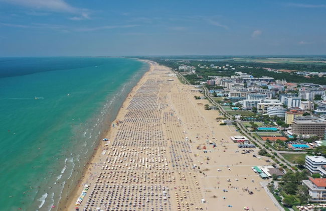 Superb Flat With Balcony Near the Beach - Beahost - Foto 12