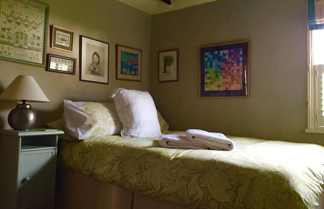 Lovely 4-bed House in Village of Sandhurst - Foto 2