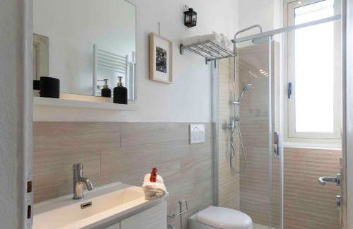 ROSSENA HOME tranquillo appartamento, con giardino, vicino al centro ed all'Ospedale Santa Maria Nuova SMN - Foto 3