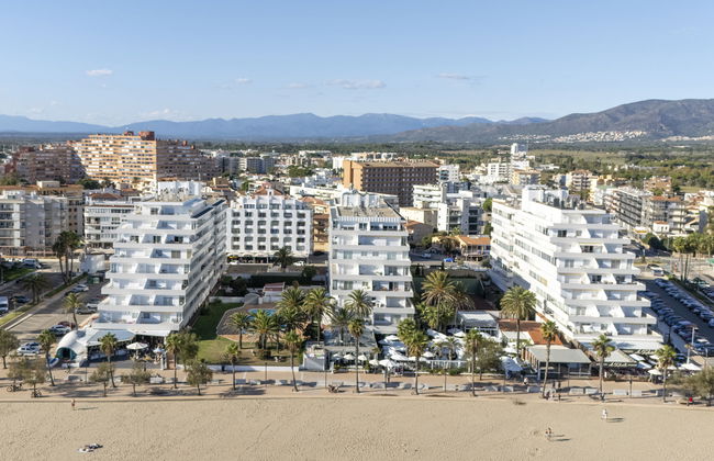 Roses Holiday Center - Foto 18