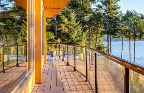 Hot Tub and Whale Watching! Scenic Sitka Escape - Foto 33