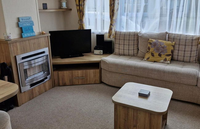 3-bed Caravan - Sleeps 8 - Pool - Foto 7