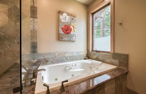 Truckee Timbers at Gray's Crossing by Tahoe Getaways - 4BR w Hot Tub, Ping Pong & EV - Foto 26