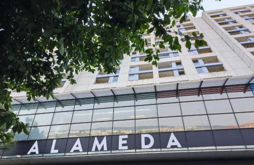 S1405 - practical and modern - AC, balcony and parking - Foto 37