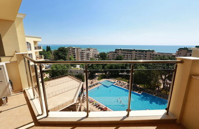 Apart Hotel Golden Line - Photo 19