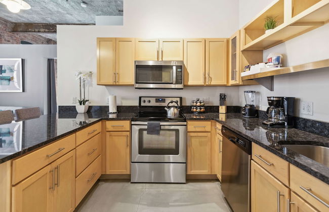 Historic Loft Retreat With Pool - Foto 53