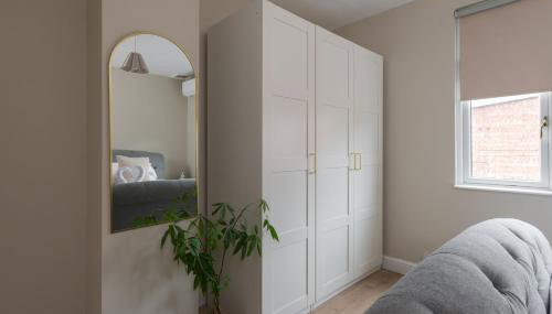 Charming Stony Stratford Milton Keynes Home - Foto 4, wardrobe