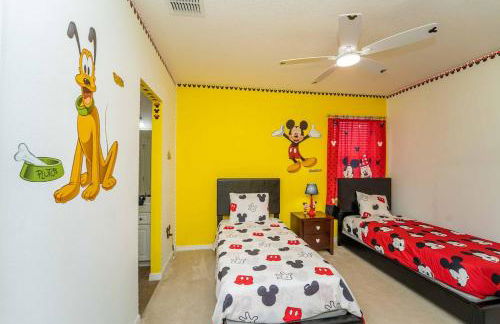 NearTheParks - 5BR Family Villa with Saltwater Pool near Disney - Photo 23