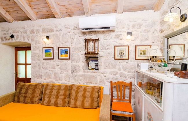 Holiday Home Kamenice - One Bedroom Holiday Home With Terrace - Foto 5