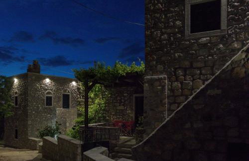 Avgonima All Seasons Hotel - Photo 43