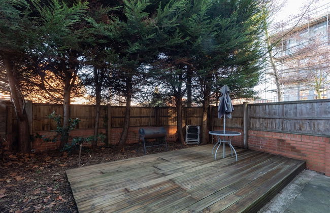 Serene and Spacious 1 Bedroom Garden Flat in Clapton - Foto 35