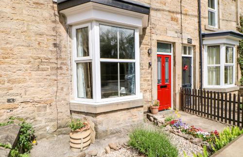 Hawthorne Cottage - Photo 2