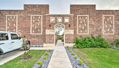 2 Mi to UTRGV Edinburg Apt in Quiet Neighborhood - Photo 3