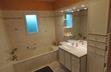 parent aise - Photo 28