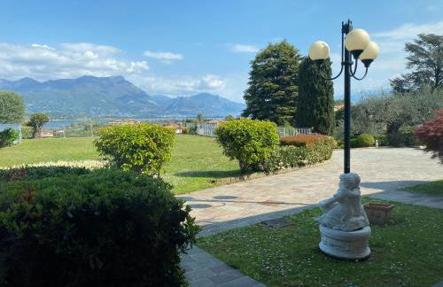 Flowers & garden apartment con vista lago - Foto 47