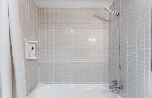 GuestReady - Cosy studio with balcony - Foto 17