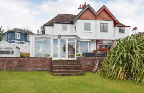 Southcroft Lodge - Photo 10