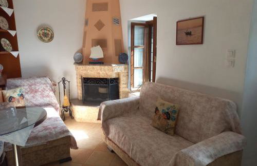 ΠΗΛΙΟ- ΤΟ ΕΞΟΧΙΚΟ ΤΗΣ ΑΝΝΑΣ- ΑΦΗΣΣΟΣ - Photo 3