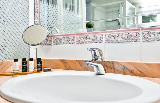 Groovy Apartment by the Sea with Garden - Foto 17