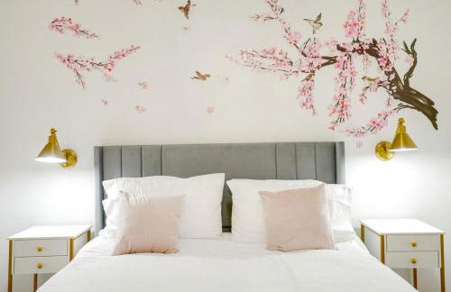 Cap Hill Row 2 Bedrooms, Walk to Sights, Parking - Photo 15