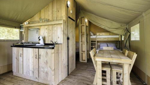Comet Glamping Tent, Ardennes - Foto 5
