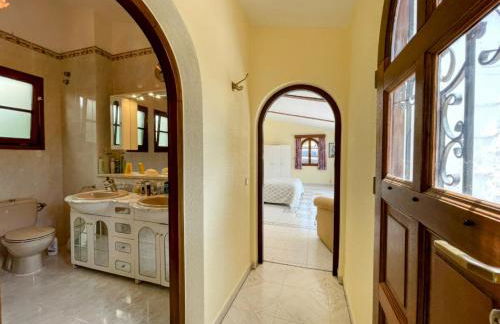 Villa Océano with private heated pool, aircon and Seaview - Photo 24