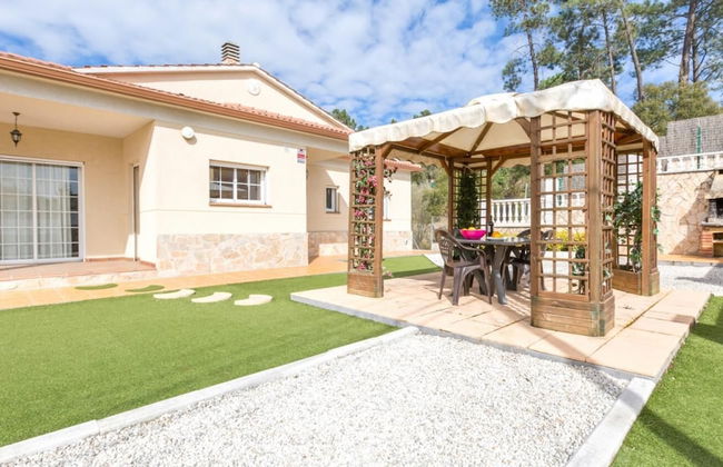 Carolina in Vidreres - Photo 2