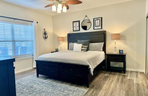 Lower Level Condo B-2 with Dock - Foto 16