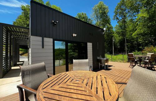 Couples Mirror Cabin- Reflections at Valley Bear Farms Resort - Foto 38