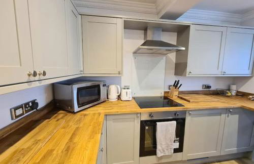 Luxury, Spacious 3 Bedroom, Beachfront Apt with Parking & Courtyard - Shoreside - Foto 9