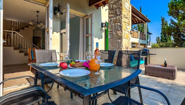 Villa Nefeli - Charming Townhouse in the Heart of Aphrodite Hills Resort - Foto 3, Habitación