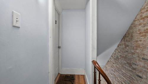 Stylish Downtown Condo in a Historic Landmark Home - Foto 5