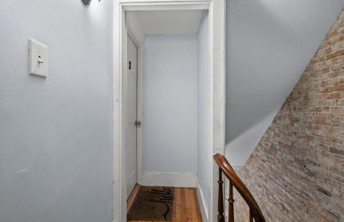 Stylish Downtown Condo in a Historic Landmark Home - Foto 5