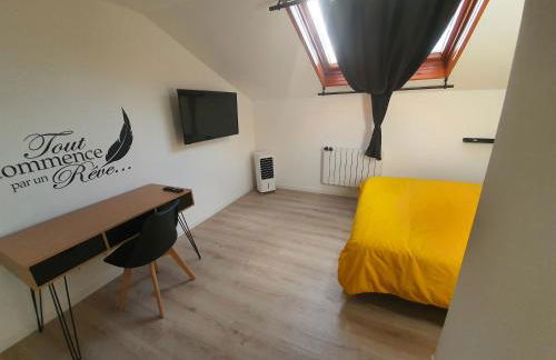 "Le Petit Paradis" au Centre Ville d'Oyonnax - Foto 59